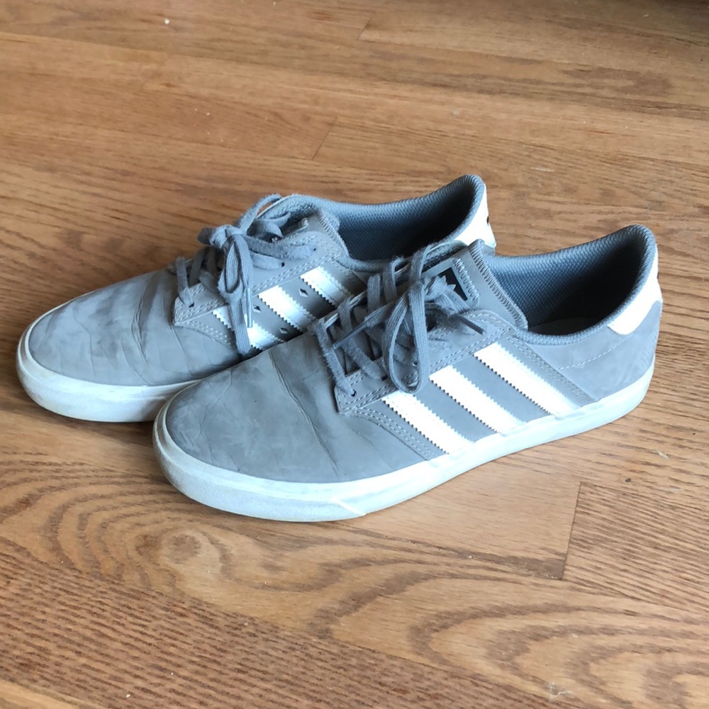 Gray Adidas Shoes. Size: Women 8.5/Men 6.5